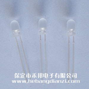 Φ5白發(fā)黃霧狀燈